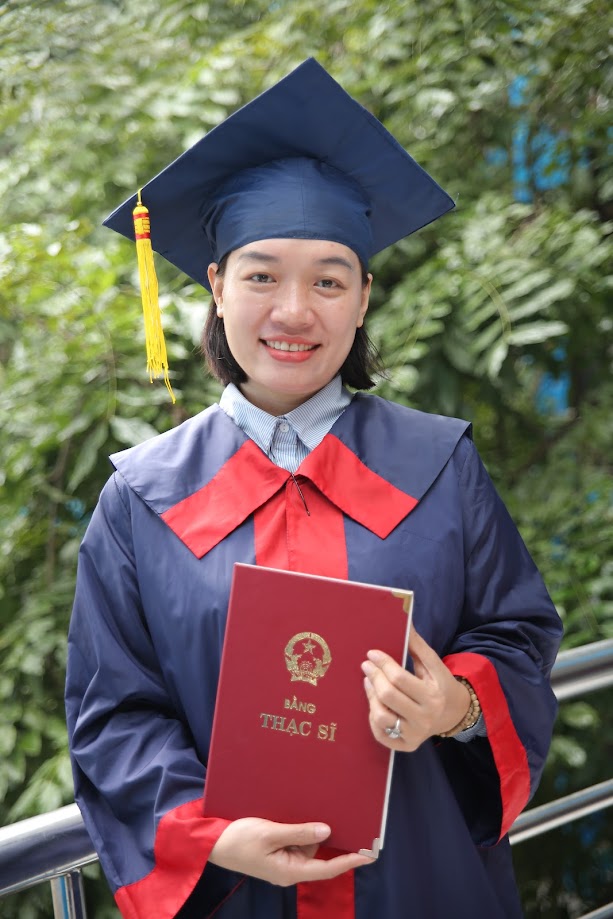Cô Bùi Thị Phương, Thạc sĩ lí luận và phương pháp dạy học mỹ thuật